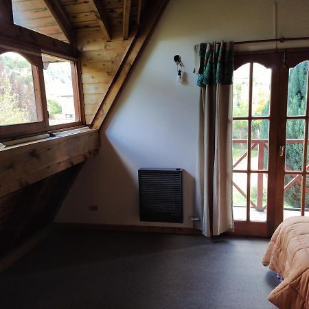 Habitacion Privada En Cabana Compartida "Los Cordobeses" Сан-Мартін-де-лос-Андес Екстер'єр фото