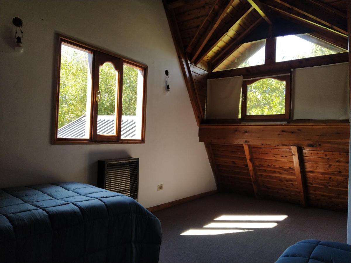 Habitacion Privada En Cabana Compartida "Los Cordobeses" Сан-Мартін-де-лос-Андес Екстер'єр фото